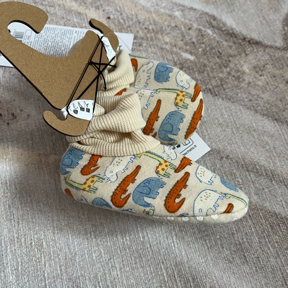 Baby booties, organic cotton baby booties, baby shoes, 3-6 months, new with tags - Picture 2 of 5
